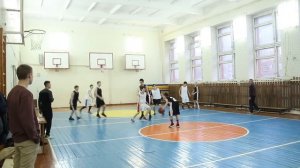 Матч по баскетболу