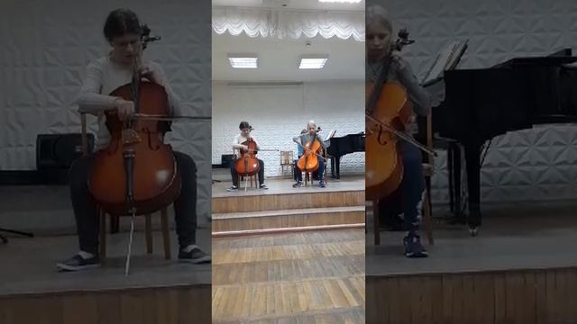 О. Хромушин. "Ехали медведи..."