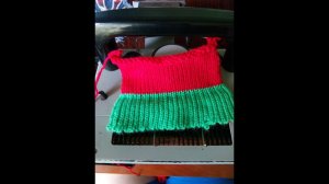 Необычный подгиб на вязальной машине.