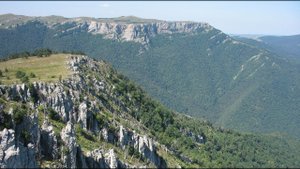 Крым, ущелье Хапхал, где находится самый полноводный водопад Джур-Джур и что там ещё интересного.