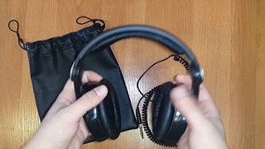 Полный обзор наушников Sennheiser HD 215. Тест временем, не новые.