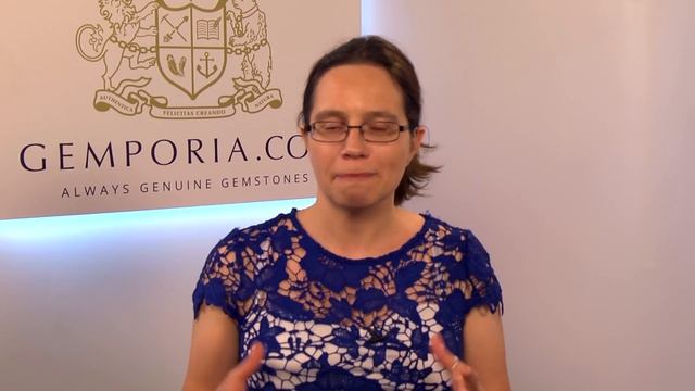 What Is Moonstone - Gemstone Facts and Information смотреть онлайн