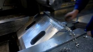 Строгальные работы по металлу Строгаем плиту