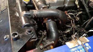 Что постукивает при запуске 4м40 в -5 ?