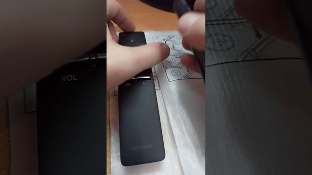 Как правильно выбрать пульт Samsung, два похожих пульта. смотреть онлайн