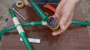 Как подсоединить садовый шланг к штуцеру ,без хомутов и проволоки своими руками.