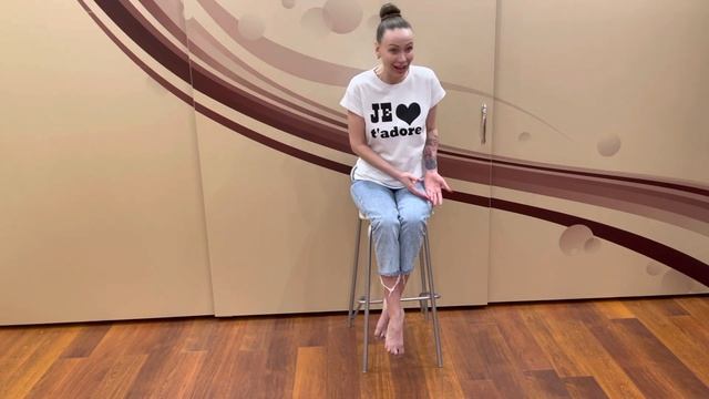 «Любовный треугольник: как себя должна вести умная жена» смотреть онлайн