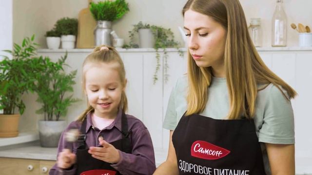 ПРИГОТОВИТ ДАЖЕ РЕБЕНОК: Куриные маффины с сыром. Готовим вкусный и простой ужин вместе с детьми!