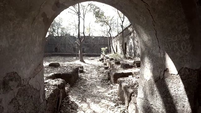 Реди-Форт, Гоа, Индия. Redi Fort, Goa, India. смотреть онлайн