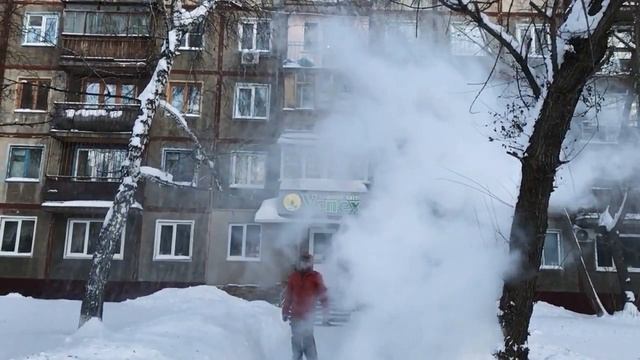 Кипяток на морозе. Фейрверк в -32C или скрытая реклама садового центра Успех) смотреть онлайн