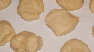 Ватрушки с маскарпоне и белым шоколадом