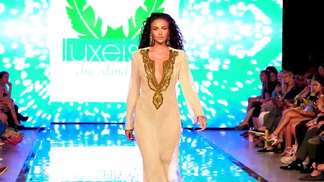Мода Красота Стиль Шоу Лайфстаил
Luxeisle Runway Show at Miami Swim Week 2019