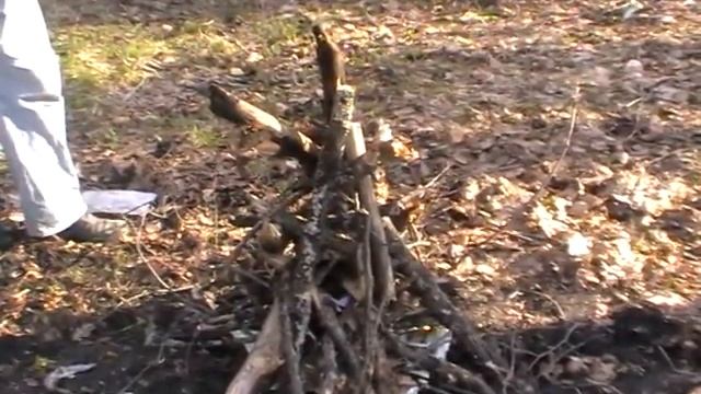 Как развести костер с мокрыми дровами используя средство для розжига смотреть онлайн