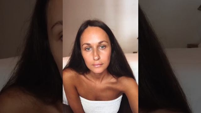 Разбор карты Анджелины Джоли смотреть онлайн