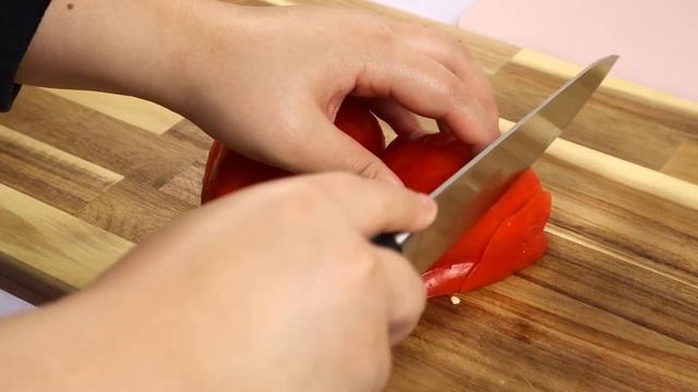 Genshin Impact Recipe #2: Chili-Mince Cornbread Buns in real life! смотреть онлайн