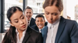 Уведомление МВД о заключении трудового либо гражданско-правового договора с иностранным гражданином