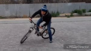 Стант райдинг на ВЕЛОСИПЕДЕ