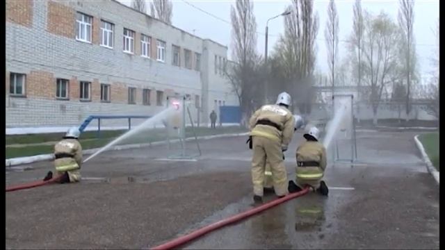 Зареченские пожарные соревновались в боевом развёртывании смотреть онлайн
