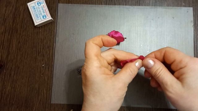 Мастер класс. Брошь из атласных лент.