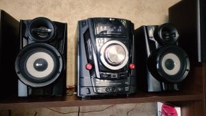 Музыкальный центр LG DM5420K