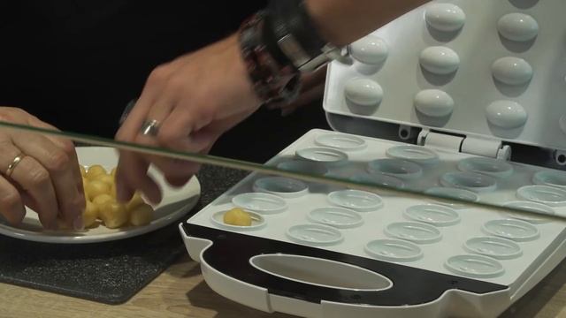 Litschi-Eis in der Nusswaffel | Eismaschine von Unold | MediaMarkt KochShow смотреть онлайн