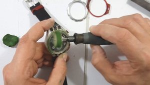 How to Remove Scratches from swatch watch crystal