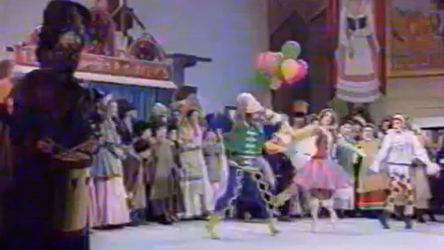 И. Ф. Стравинский ║ Балет «Петрушка» ║ 1 к., «Русская» смотреть онлайн