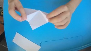 Как сделать необычный самолёт из бумаги. Летающее крыло. Оригами.