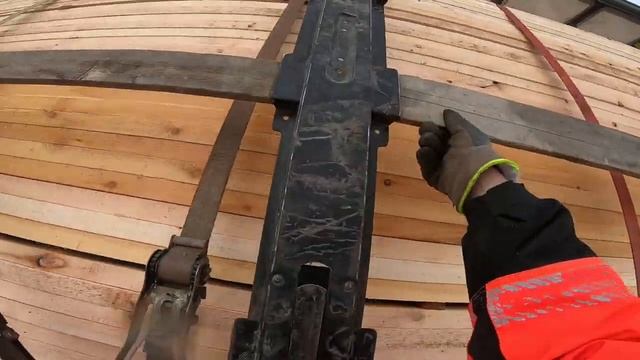 Первый раз для коллеги поездка в Юкку 600 км. Стало очень скользко и у нас появились проблемы. смотреть онлайн