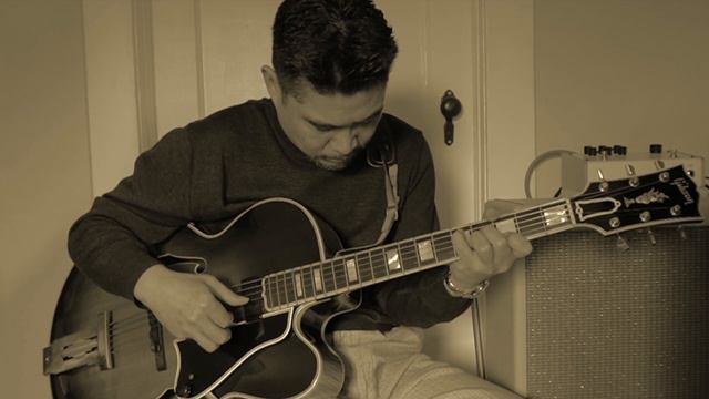 "Silent Night" Solo Jazz Guitar Hideo Date (A=432Hz) 1958 Gibson L-5C смотреть онлайн