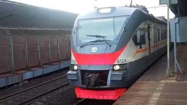 Электропоезд «ЭП2Д-0126» сообщением «Москва-Казанская» - «Ипподром» (47 км), платформа «Выхино»