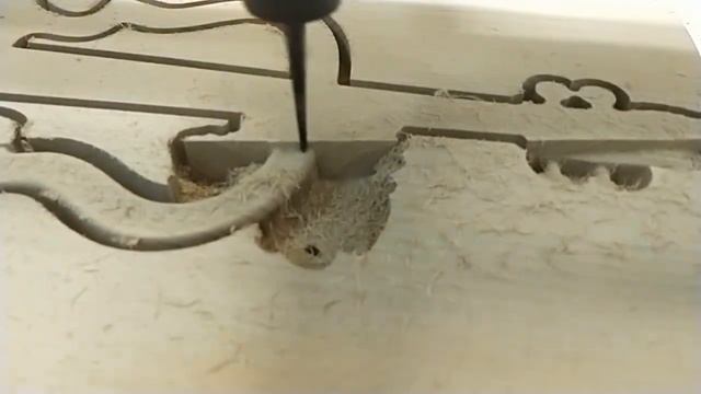 изготовление скрипки на станке с ЧПУ. рождение в стружках.