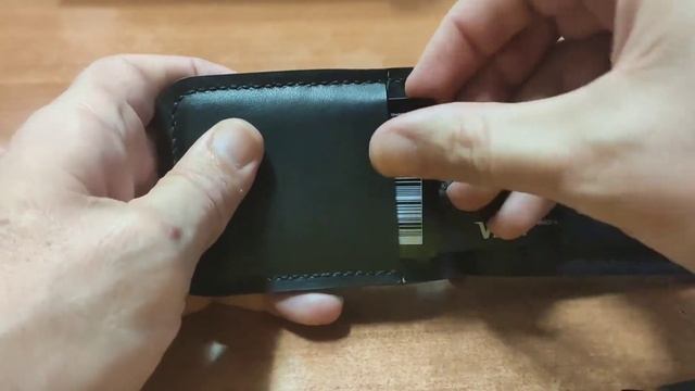 Мини портмоне из кожи.
