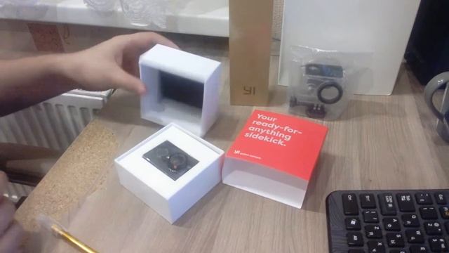 Xiaomi Yi распаковка и несколько слов 