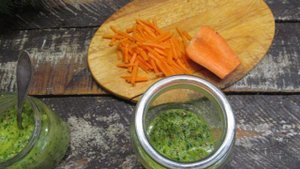 Средиземноморский салат из нута и яйца