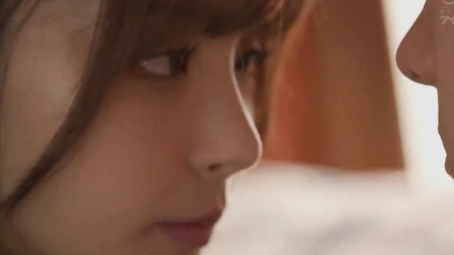 Hãy để cô chỉ em cách hôn смотреть онлайн