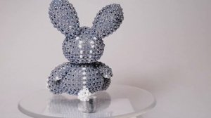 Зайка из бисера. Игрушки Амигуруми из бисера. Мастер класс. Туториал.