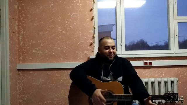 Ленинград-Любит наш народ всякое г..но(Мохнатый кавер)аккорды кавер на гитаре смотреть онлайн