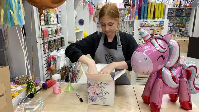 КАК ОРИГИНАЛЬНО ПОДАРИТЬ ДЕНЬГИ | ТУЦ-ТУЦ смотреть онлайн