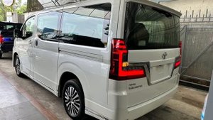 2023 Toyota Granvia