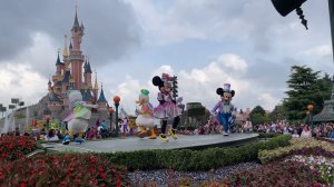 Диснейленд Париж. Дневное шоу с участием любимых героев (Disneyland Paris)