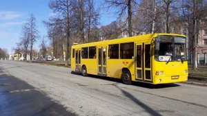 желтый яркий автобус лиаз 5256 53 на 380 18 маршрут 29 парк Кирова-рембытехника