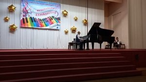 Н.Леви "Маленький вальс" исполняет Сержантов Илья