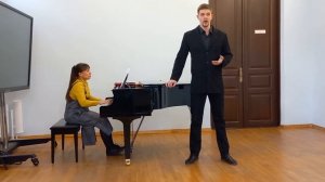 Э. Григ, ''Zur Rosenzit'' ("Время роз") -поёт Игорь Сватковский