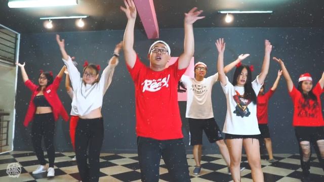 Jingle Bell Rock (Glee) / Pun Choreography / BMP Dance Class смотреть онлайн