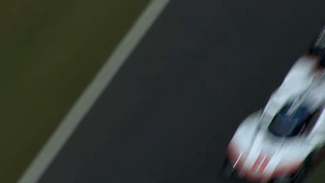 Porsche 919 Evo Sets Nürburgring Lap Record - 369 km/h смотреть онлайн