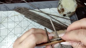 Как креплю трубочки к фанерке