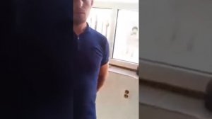 СОТРУДНИК ПОЛИЦИИ МВД ЧЕЧНИ  БЕСПРЕДЕЛ  насрал на пляжу в Махачкале