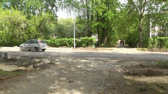 В Ревде продолжается ремонт дороги и тротуаров по улице Карла Либкнехта смотреть онлайн