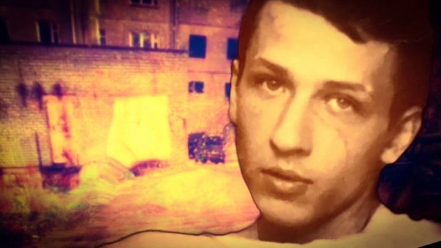 Борис Рыжий "Я зеркало протру рукой..." Читает Павел Морозов смотреть онлайн